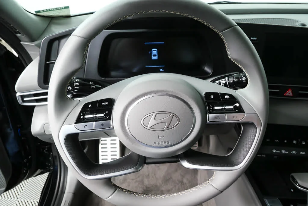 New 2026 Abyss Black Hyundai SEL Sport image 19