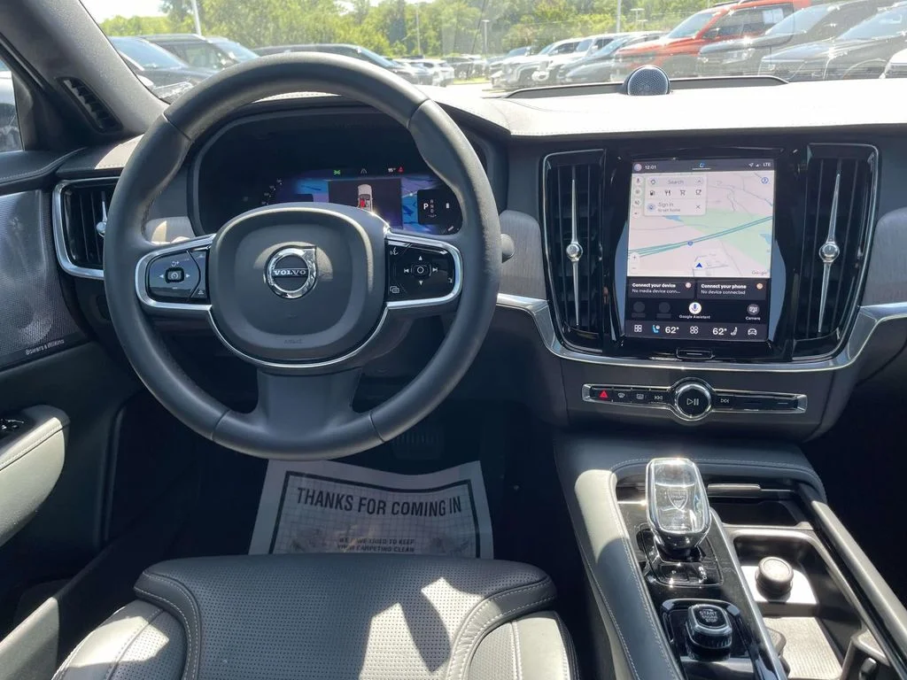 Certified Used 2023 Platinum Grey Volvo Ultimate image 2