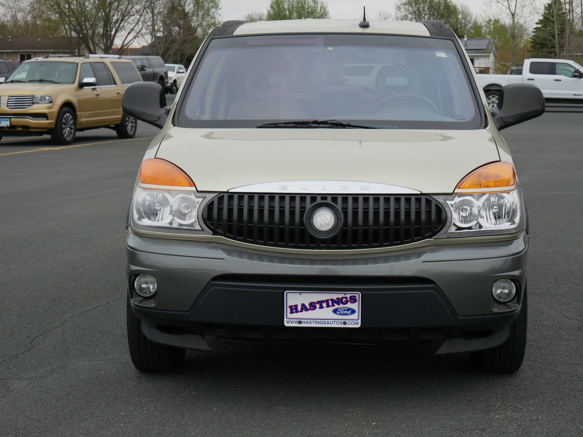 Used 2003 Silverleaf Metallic Buick CX image 8