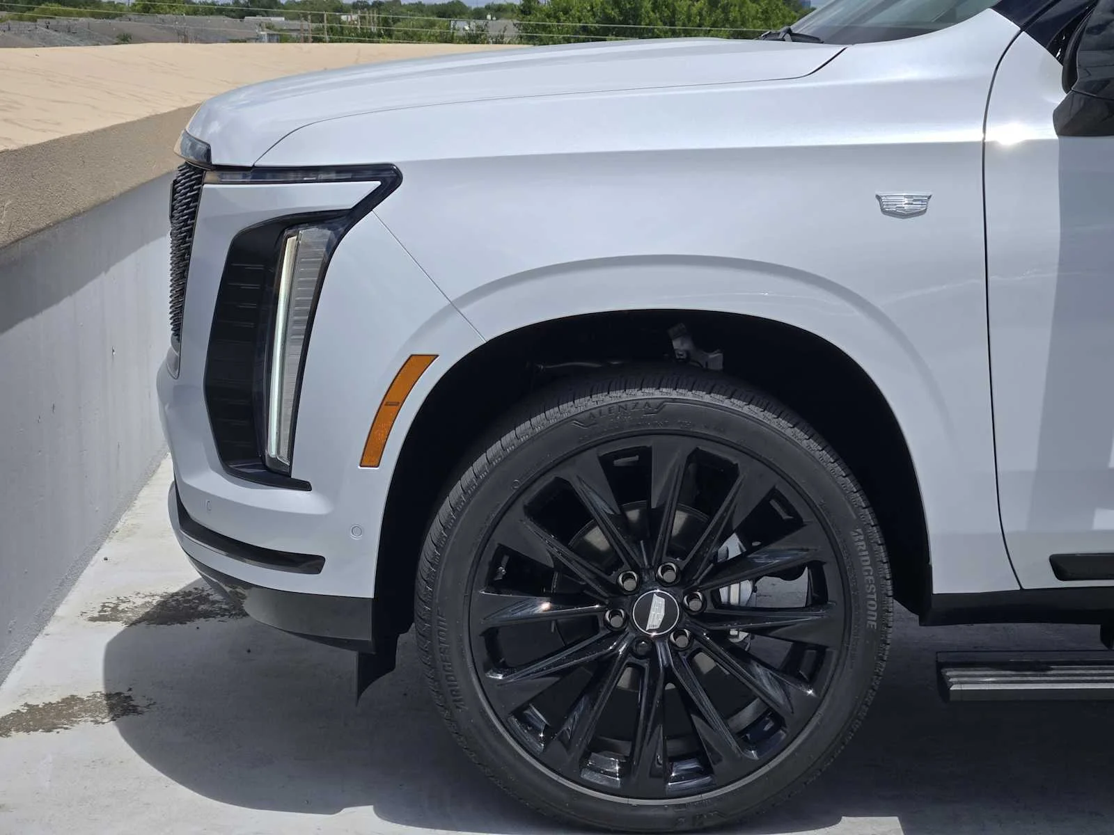 2026 Cadillac Escalade Platinum Sport - Photo 6