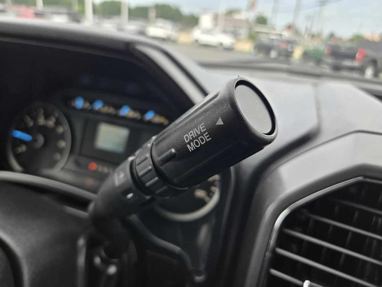 Used 2018  Ford XLT image 20