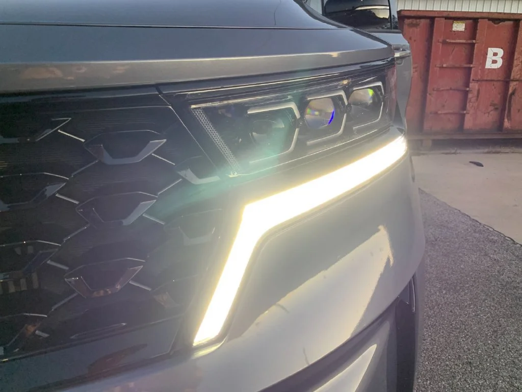 Used 2022 Silver Kia SX image 40