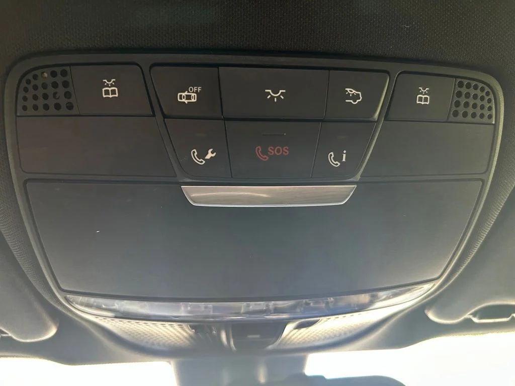 Used 2018 Black Mercedes-Benz GLC 300 image 51