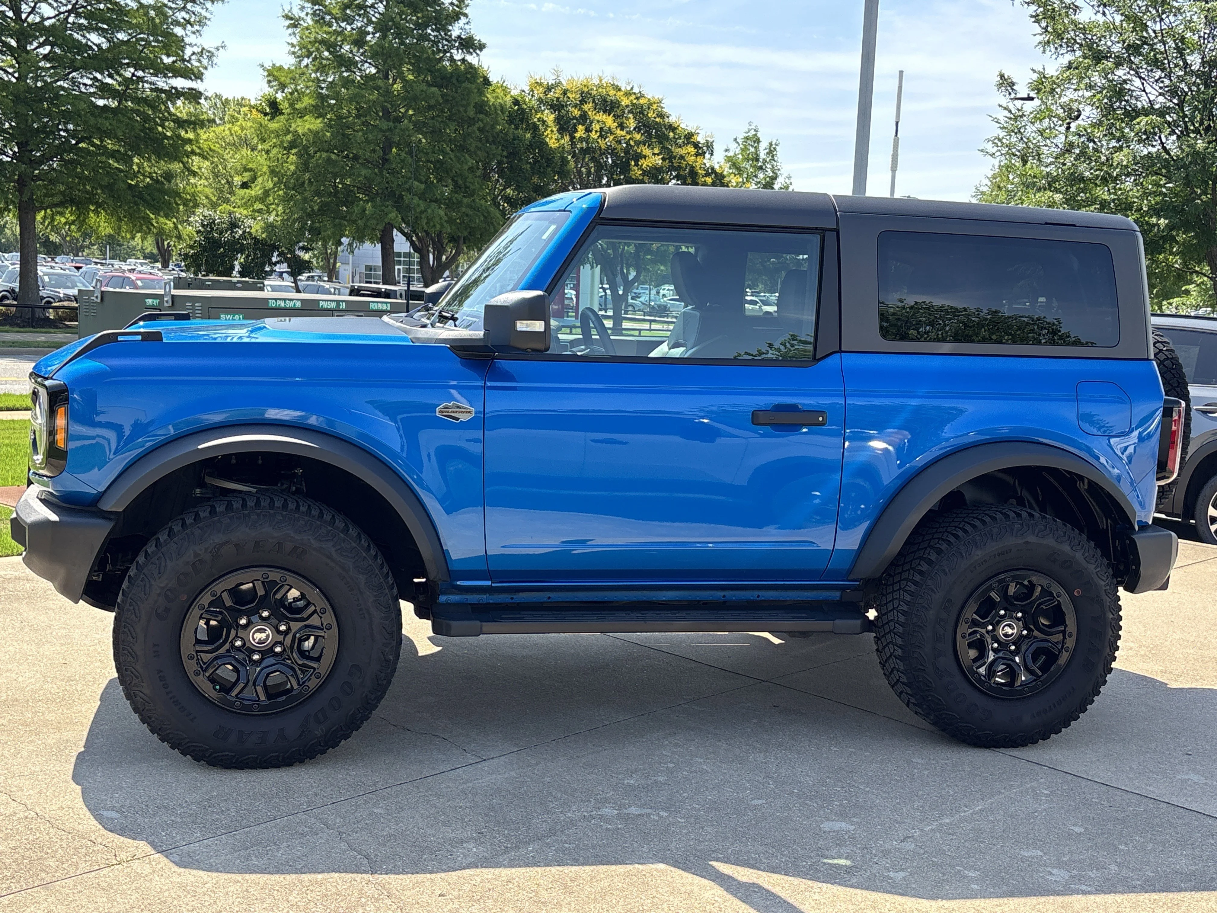 Used 2022 Velocity Blue Metallic Ford Wildtrak 2 Dr Advanced 4WD image 8