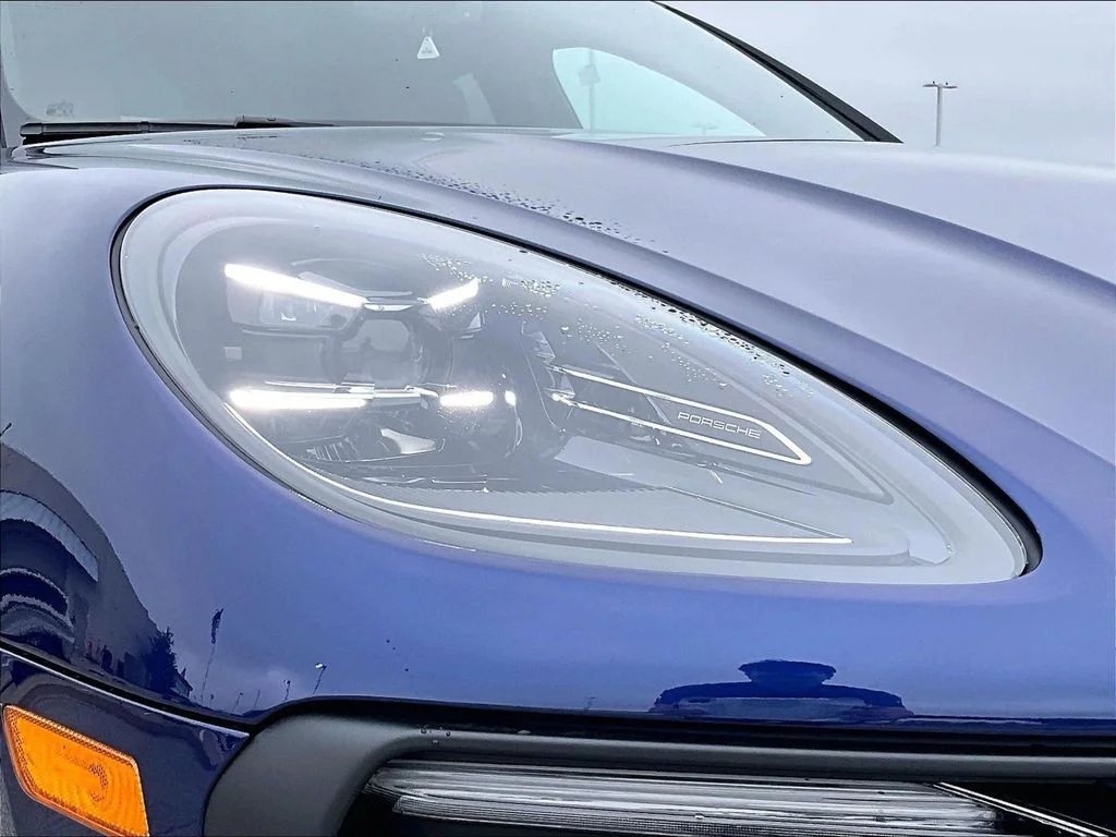 2026 Porsche Macan Base - Photo 12