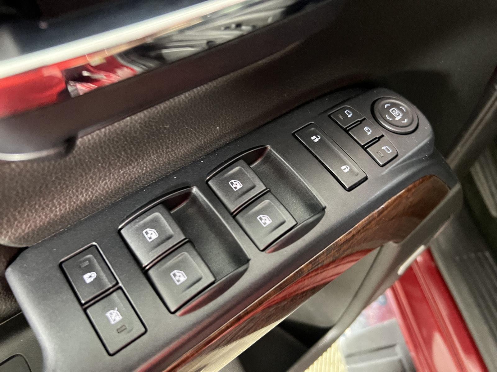 Used 2018 Red Quartz Tintcoat GMC SLT image 10