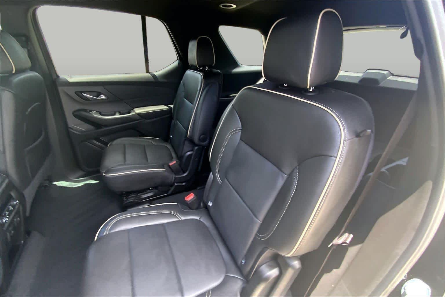 Used 2023 Mosaic Black Metallic Chevrolet Premier image 20
