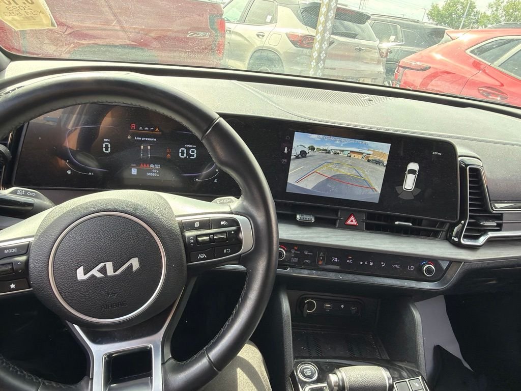 Used 2023 White Kia X-Line image 12