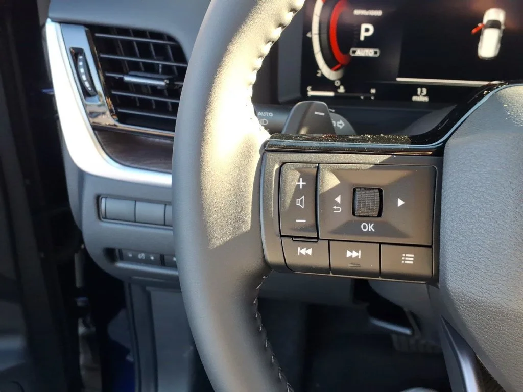 New 2026 Deep Ocean Blue Pearl Nissan Platinum image 21