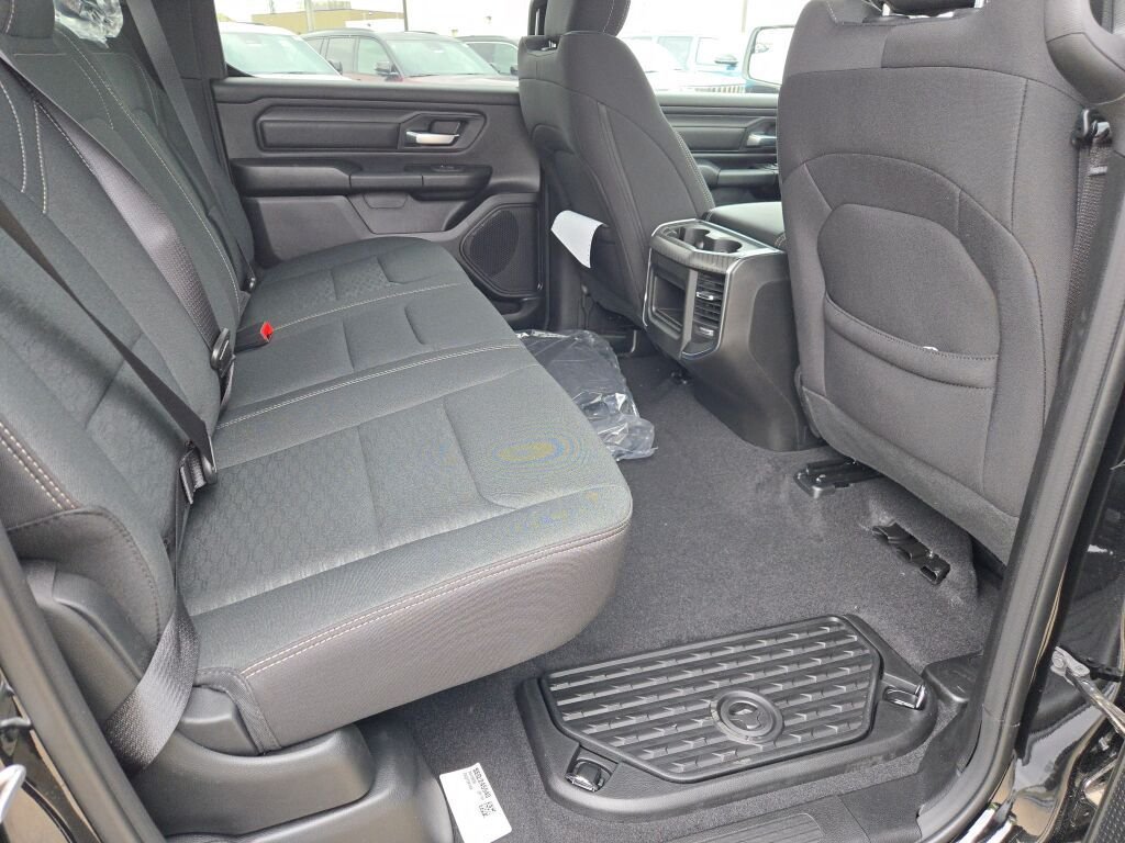 New 2026 Diamond Black Crystal Pearl-Coat Exterior Paint RAM Express image 10