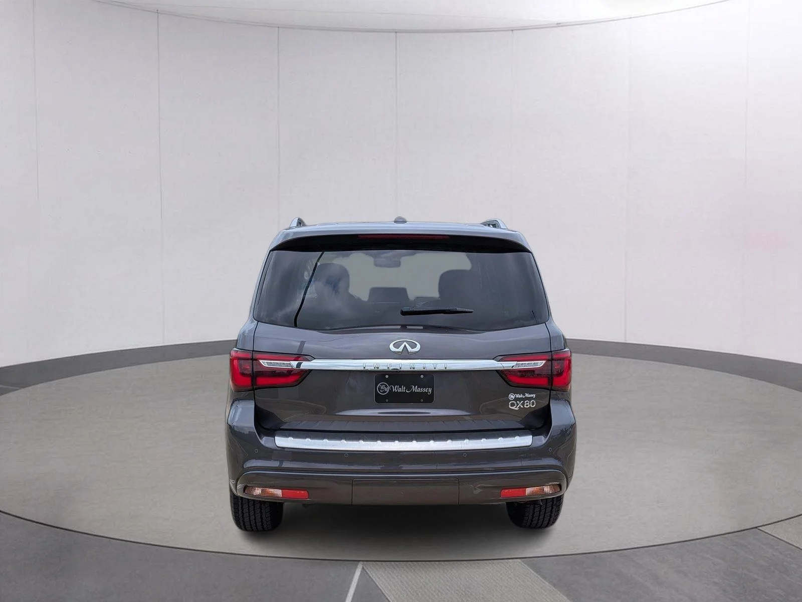 Used 2024 Anthracite Gray INFINITI LUXE image 4