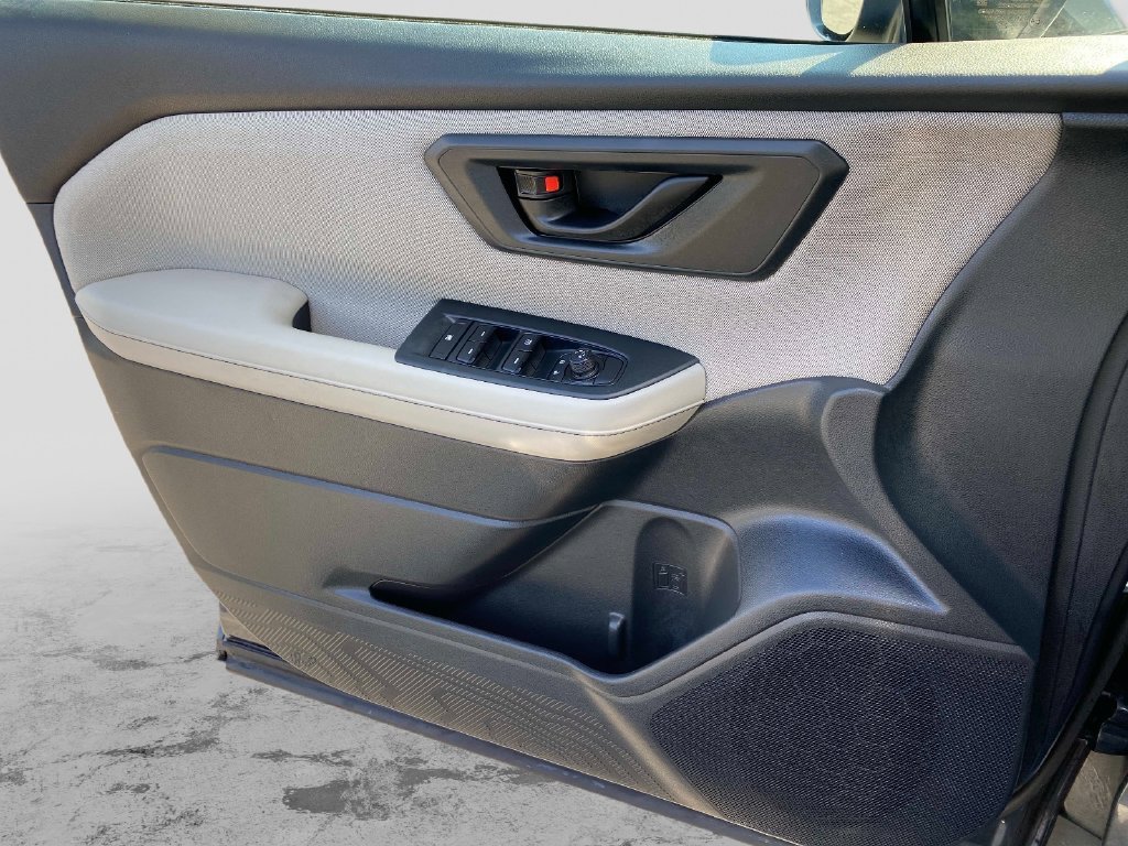 Used 2025 Gray Subaru Base image 20