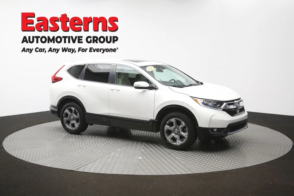 Used 2018 White Honda EX image 47