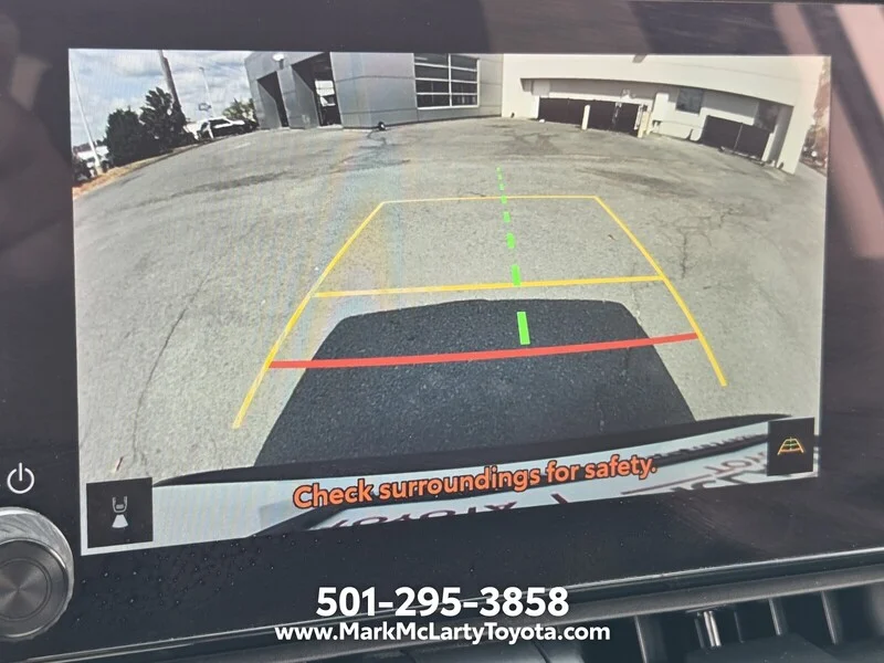 Used 2024 Ice TOYOTA LE FWD image 18