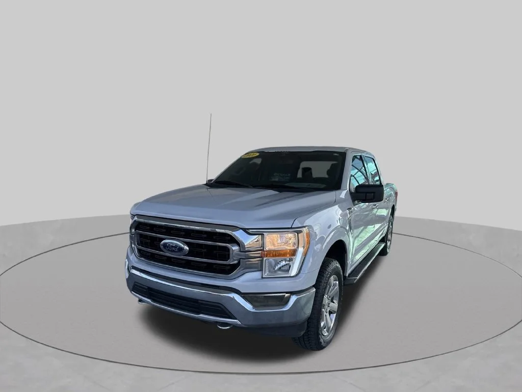 Used 2021 White Metallic Ford XLT image 21