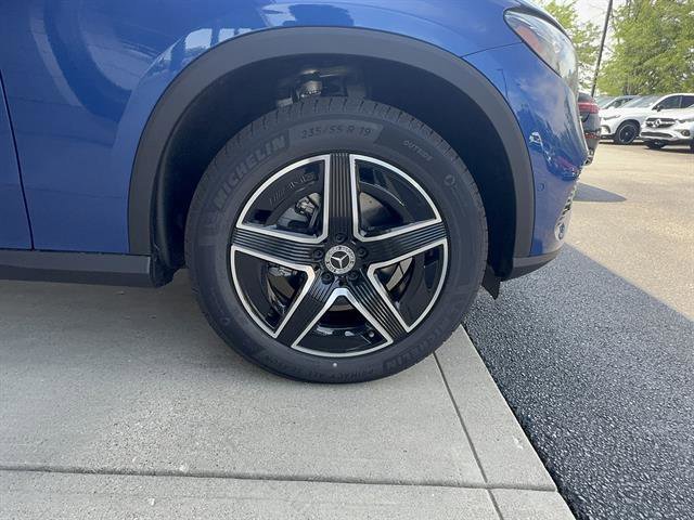 New 2026 Starling Blue Metallic Mercedes-Benz AWD GLC 300 4MATIC® 4dr SUV image 26