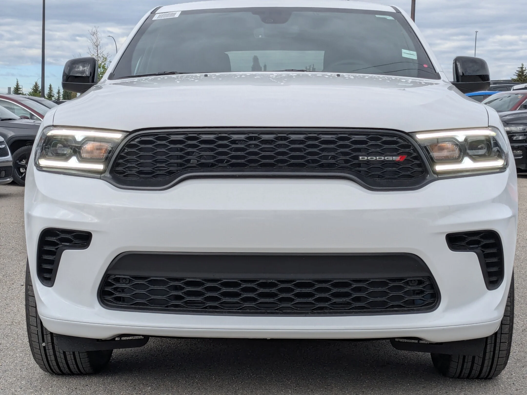 New 2026 White Dodge SXT - - 18 Alum Wheels - Michelin All-Season Tires - Remote Start - Heated Steering Wheel & More! image 3