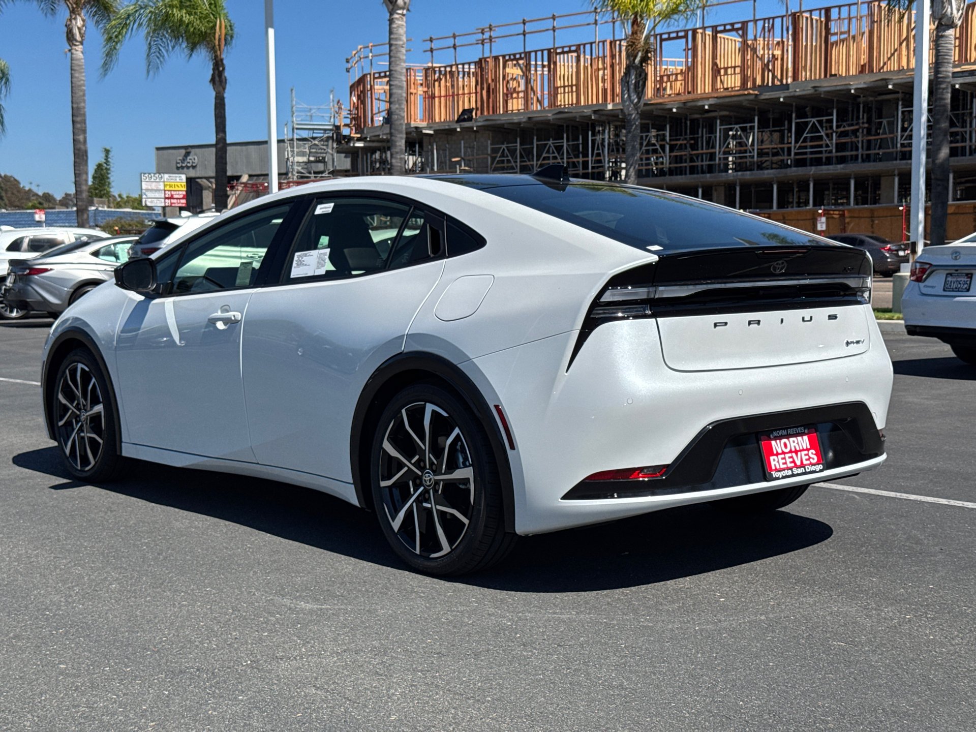 New 2026 Wind Chill Pearl <sup>1</sup> Toyota  XSE image 9