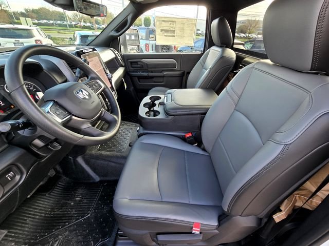 New 2026 Bright White Clearcoat RAM Tradesman image 9