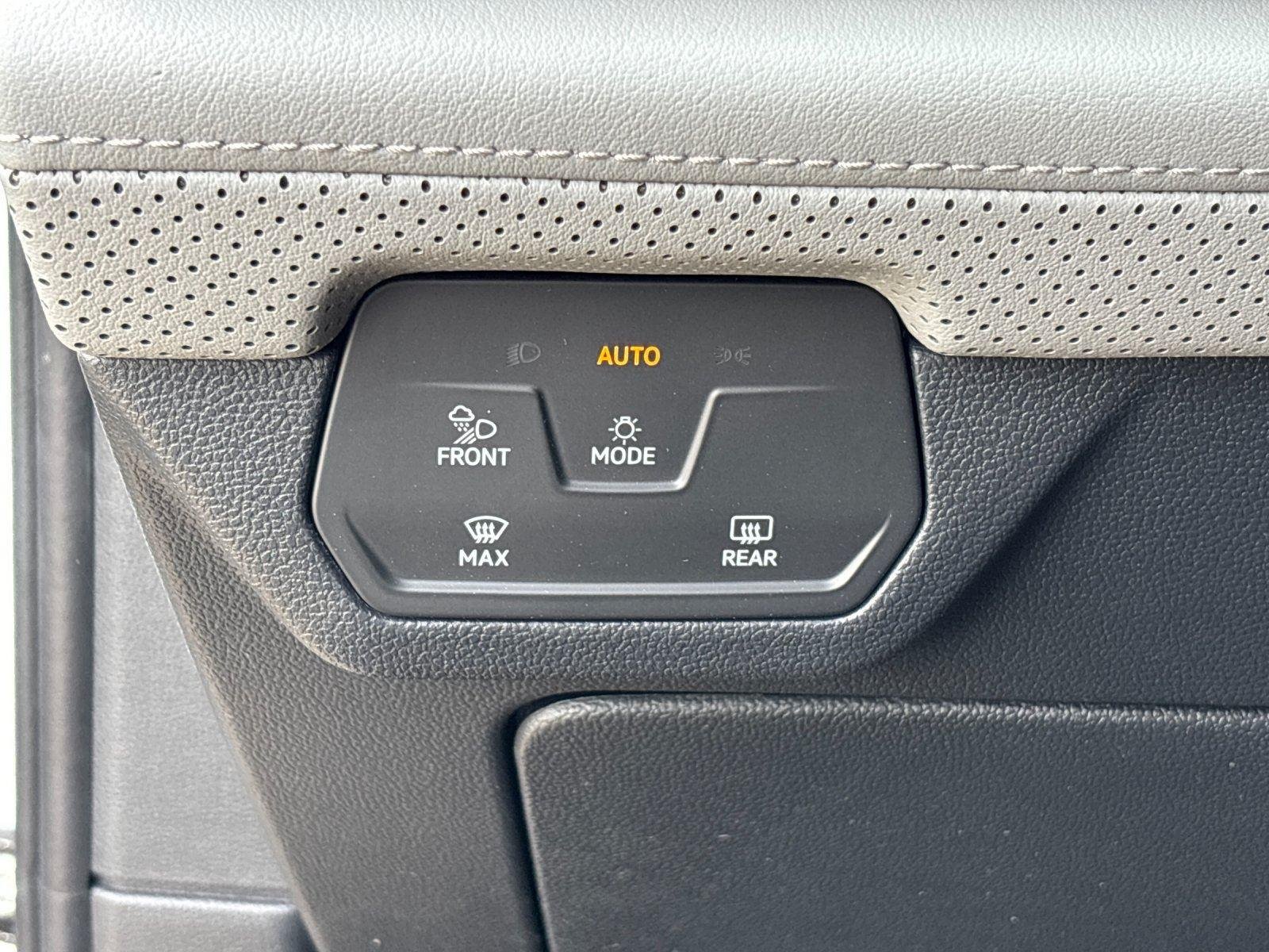 2025 Volkswagen Atlas Atlas Peak Edition - Photo 17