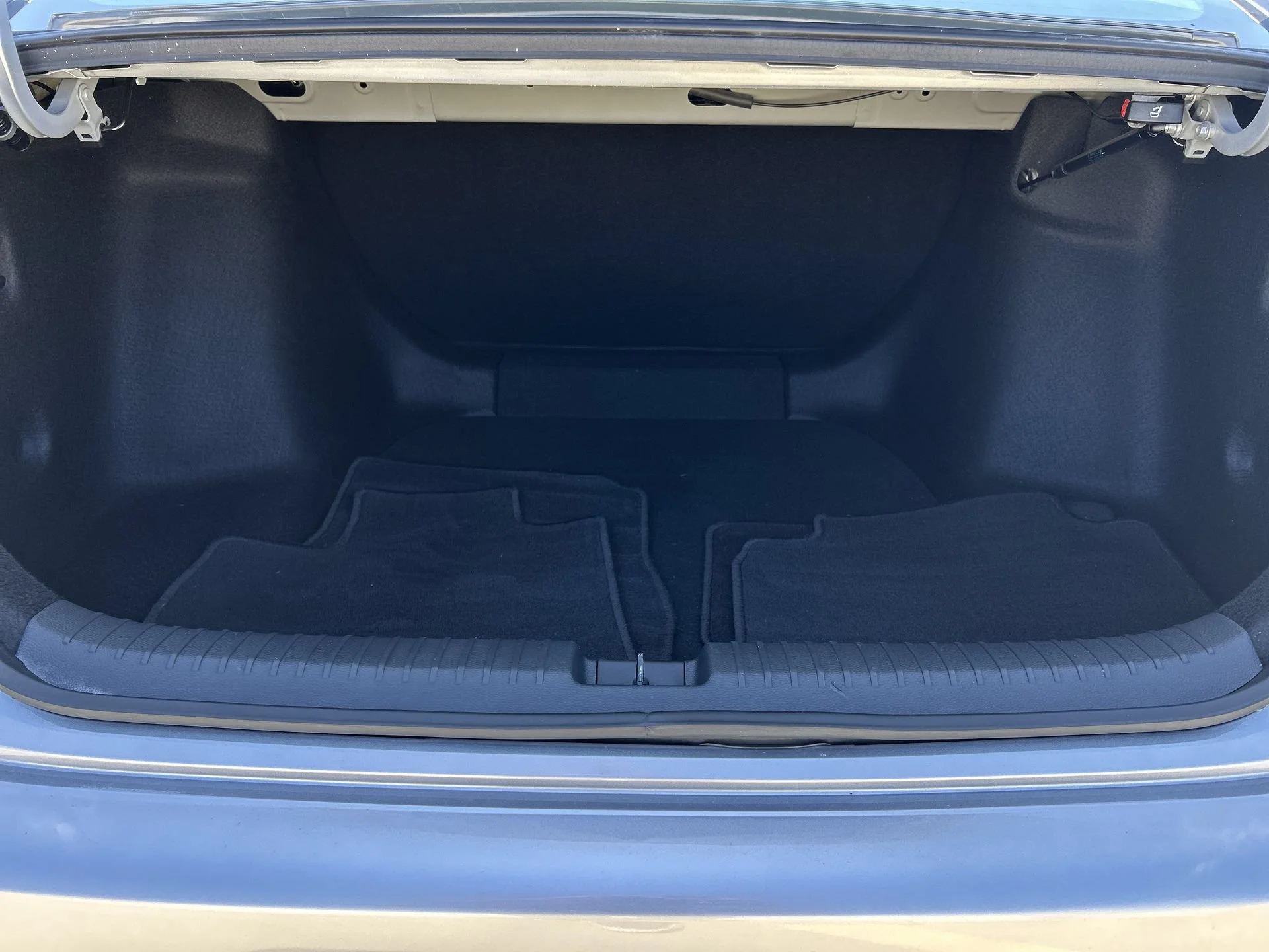 2024 Honda Accord LX - Photo 45