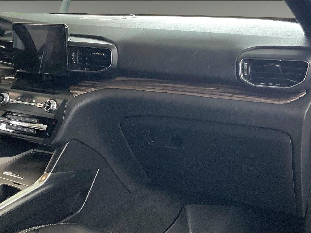 Used 2020 White Ford Limited image 13