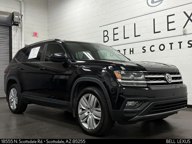 Used 2019 Black Volkswagen 3.6L V6 SE image 2