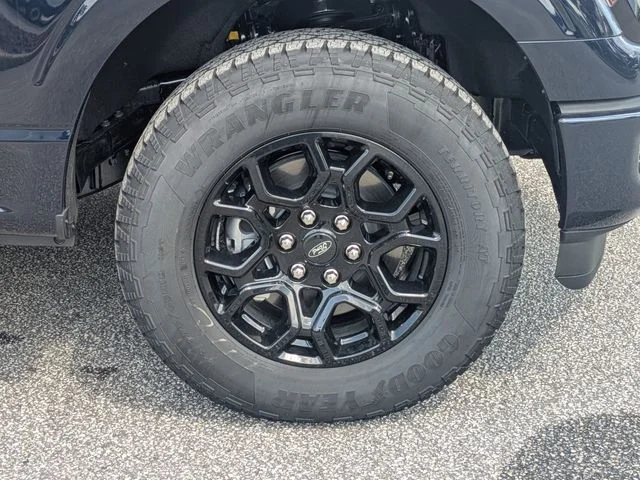 New 2026 Antimatter Blue Metallic Ford XLT image 11