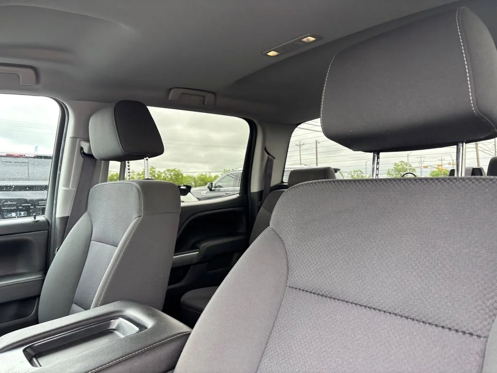 Used 2016 Black Chevrolet LT image 11
