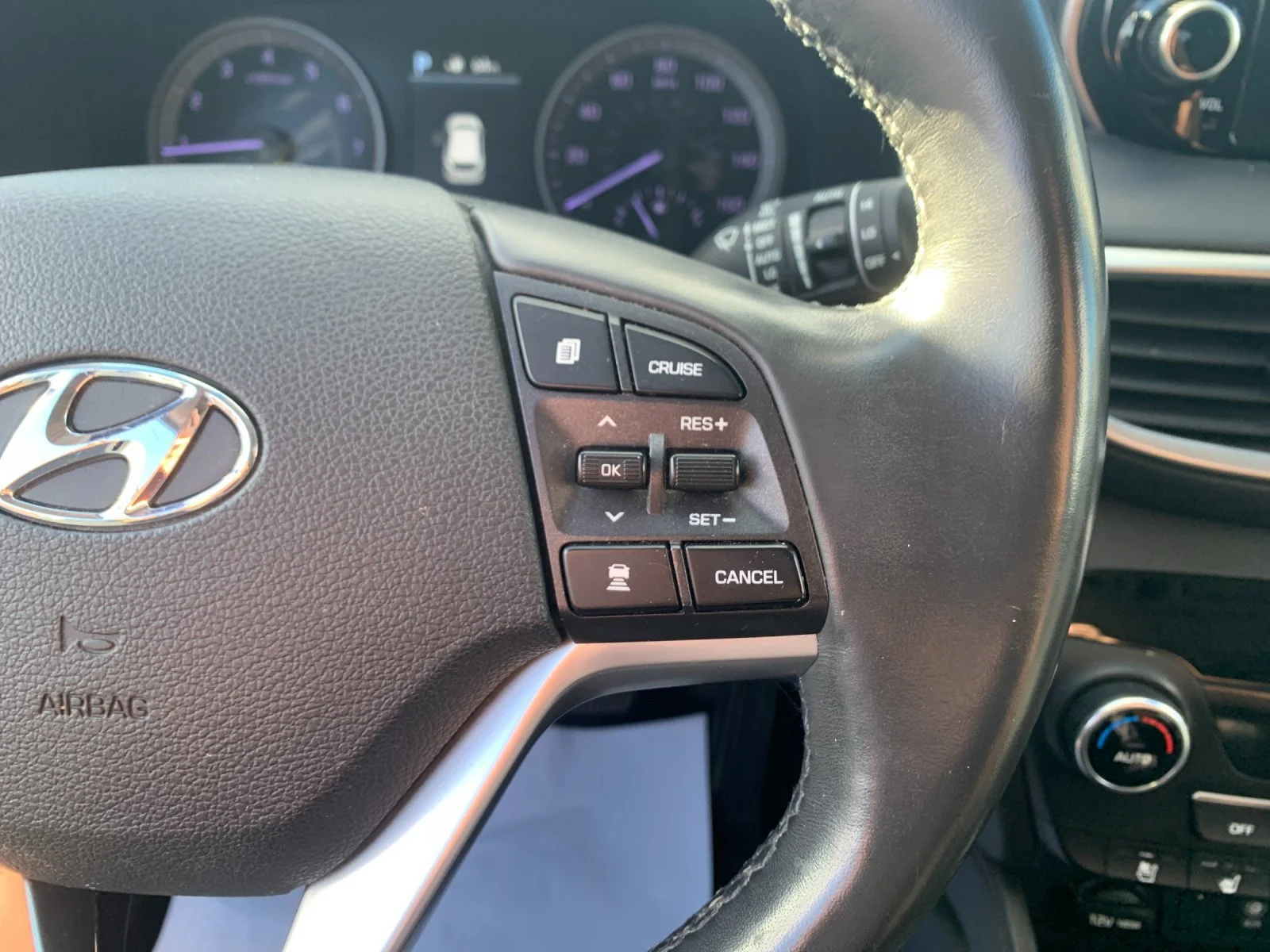 Used 2019 Molten Silver Hyundai Ultimate image 27
