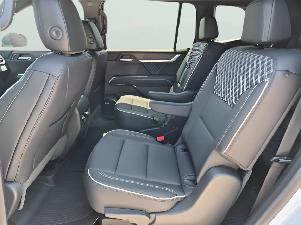New 2027 Glacier White Tricoat GMC Denali image 34