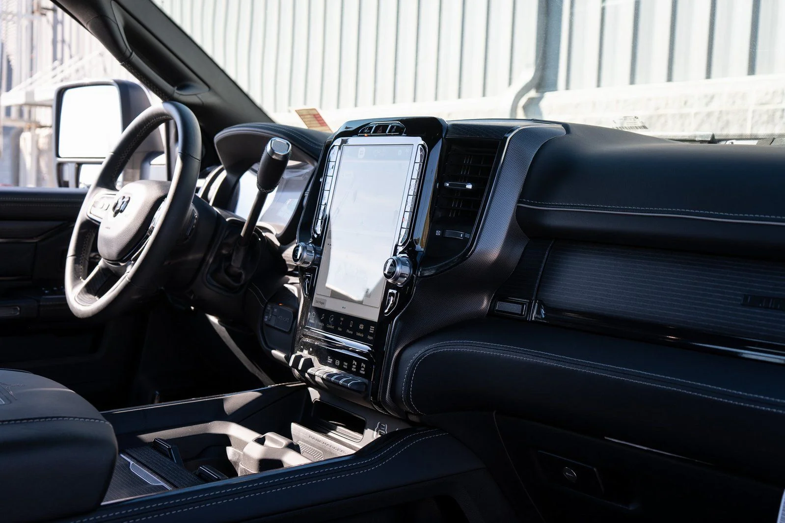 2024 RAM Ram 2500 Pickup Laramie Limited - Photo 34