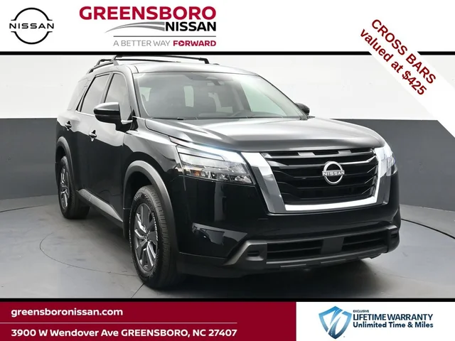 2025 Nissan Pathfinder SV