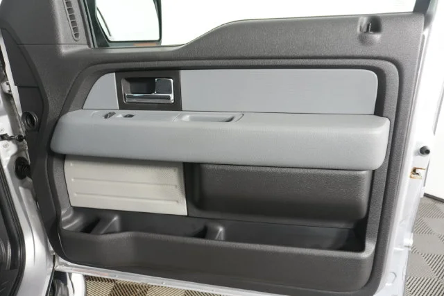 Used 2014 Ingot Silver Metallic Ford XLT image 36