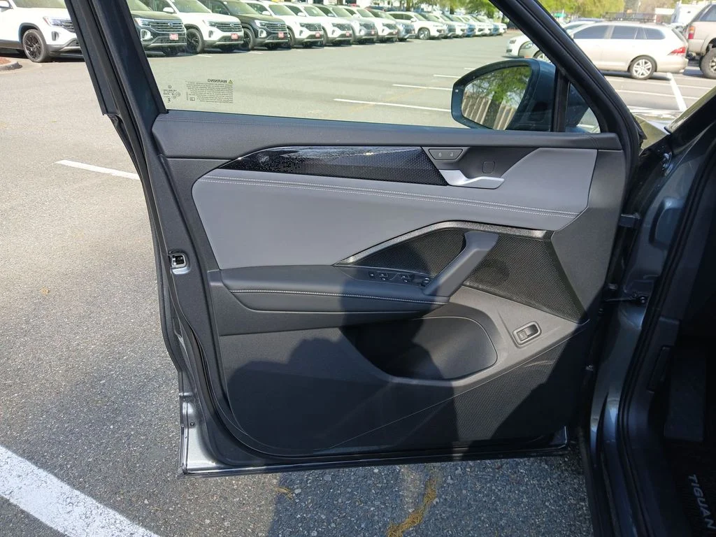 New 2026 Silver Volkswagen 2.0T SE image 10
