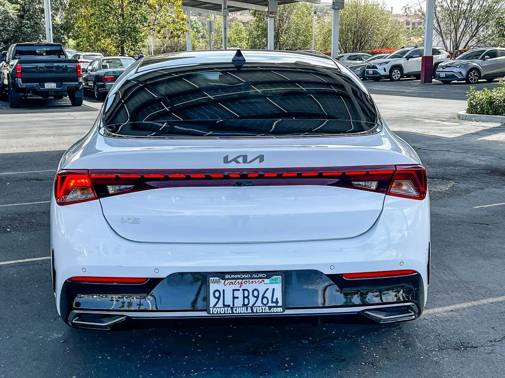 Used 2024 White Kia EX image 5