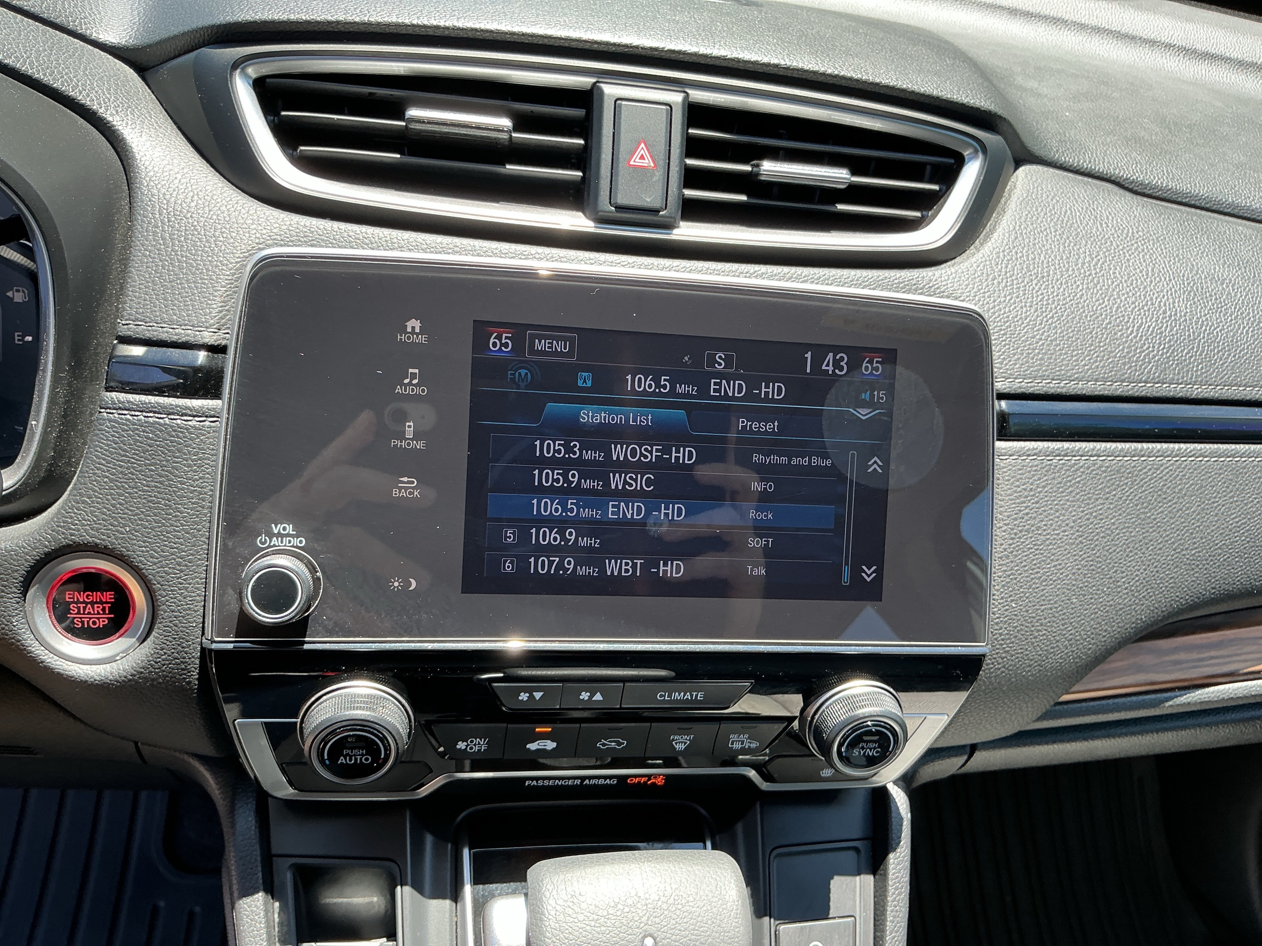 Used 2022 Silver Honda EX image 17