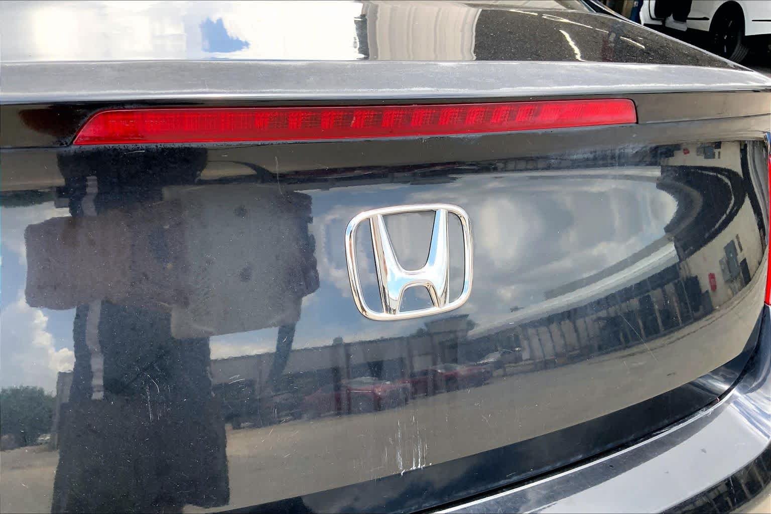 Used 2015 Crystal Black Pearl Honda LX-S image 28