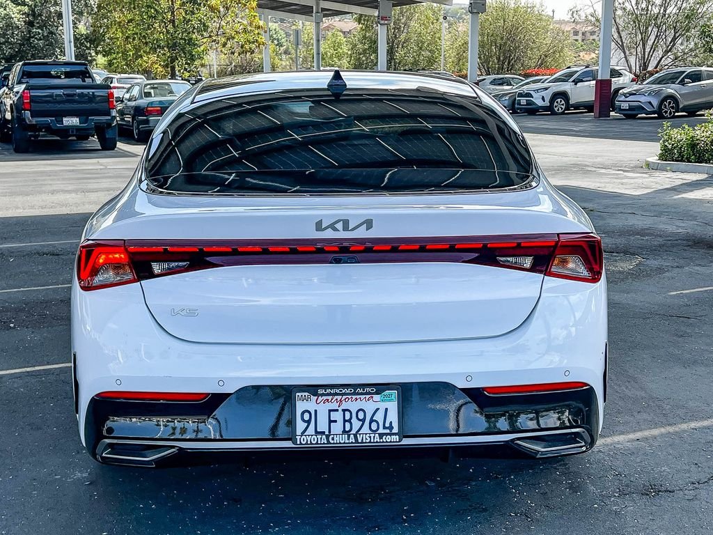 Used 2024 White Kia EX image 5