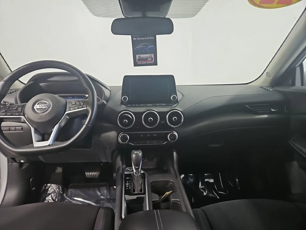 Used 2022 Silver Nissan SV image 18