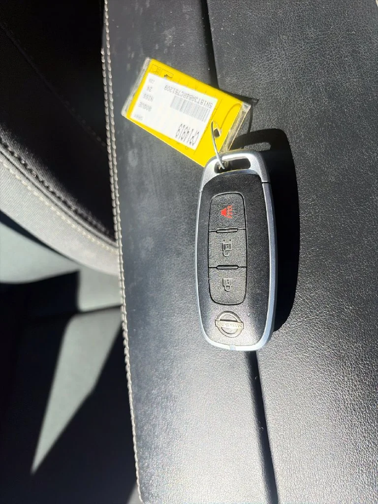 Used 2024 Gray Nissan S image 28