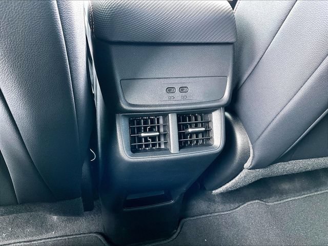 2027 Chevrolet Equinox RS - Photo 18
