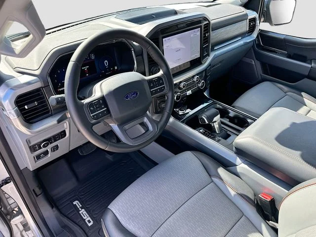 Used 2025 Silver Ford Lariat image 9