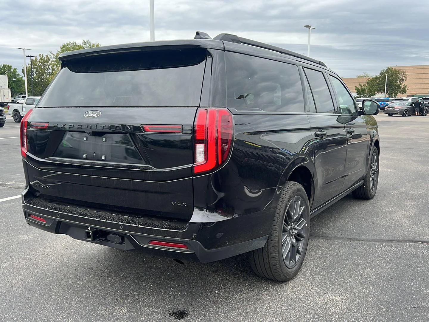 Used 2025 Agate Black Ford Platinum image 6