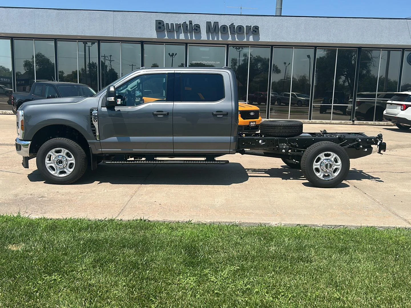 New 2026 Carbonized Gray Metallic FORD F-350® XLT image 1