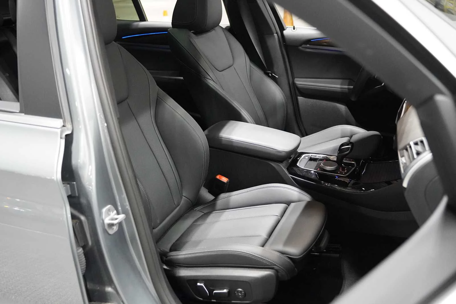 Certified Used 2024 Skyscraper Grey Metallic BMW sDrive30i image 11