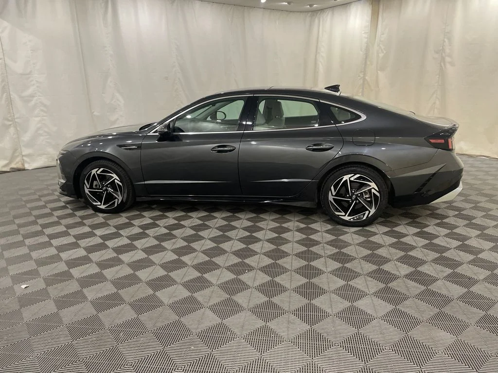 Certified Used 2024 Portofino Gray Hyundai SEL image 7