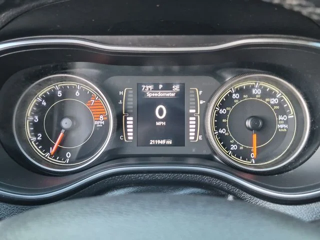 Used 2019 Red Jeep Latitude Plus image 32