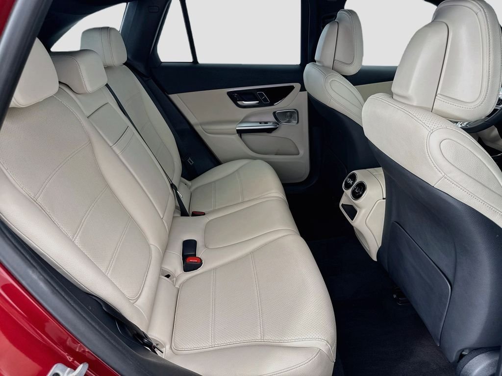 Certified Used 2026 MANUFAKTUR Patagonia Red Metallic Mercedes-Benz GLC 300 image 21