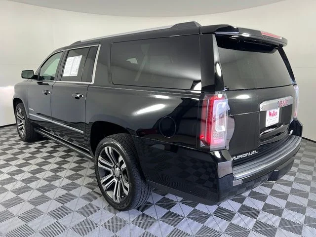 Used 2019 Onyx Black GMC Denali image 5